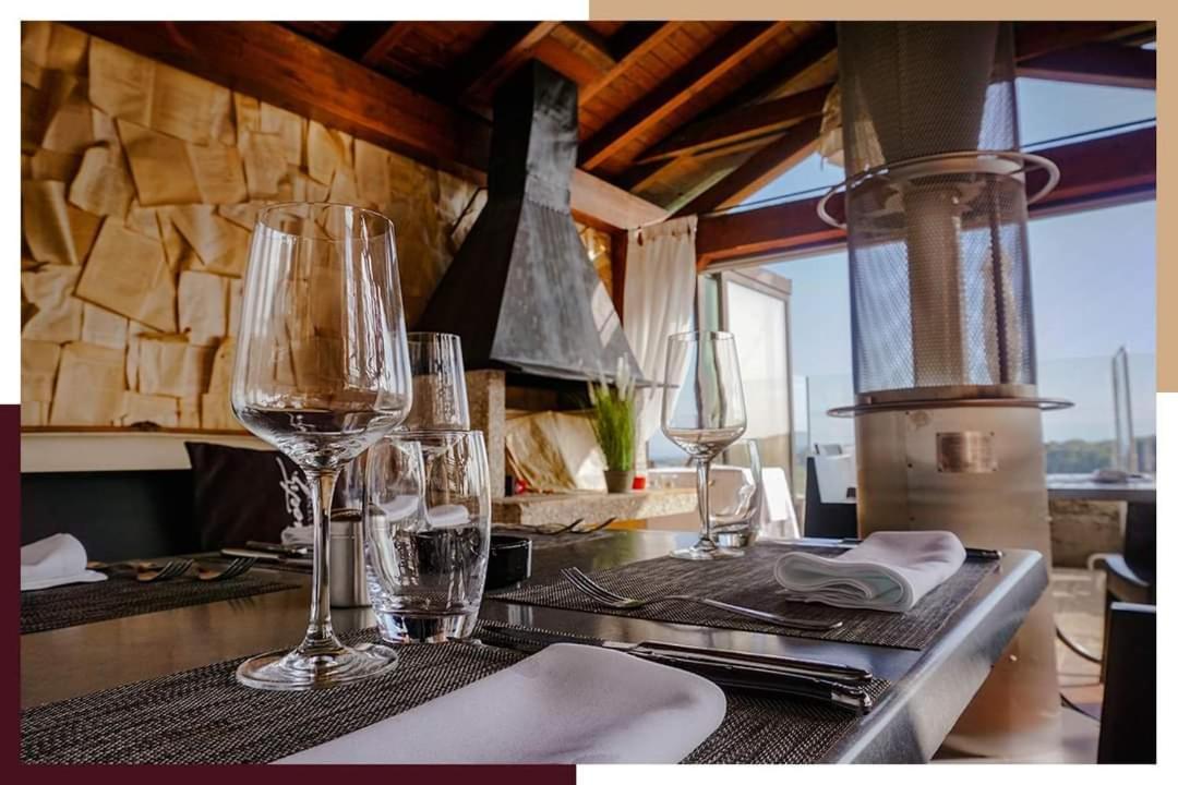 Auberge De Duillier Exterior photo